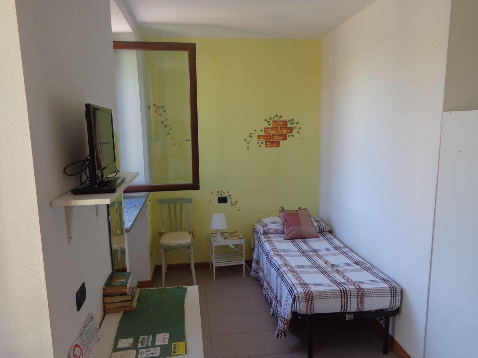 La Corte B&B Fagnano Olona エクステリア 写真