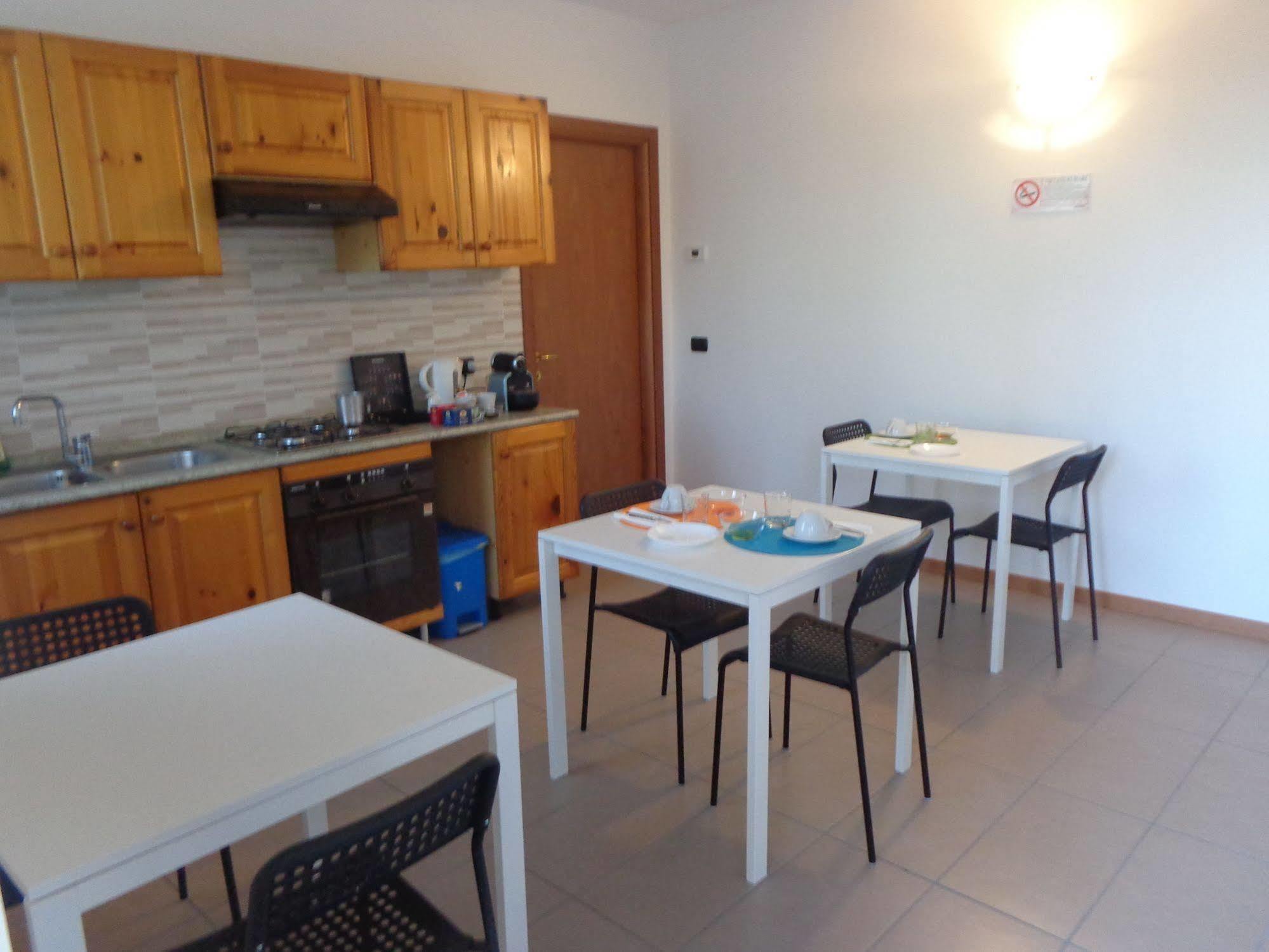 La Corte B&B Fagnano Olona エクステリア 写真